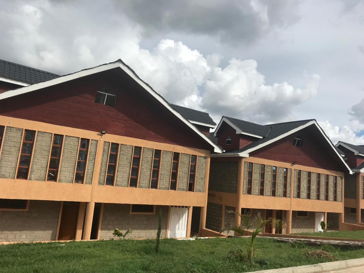 Esikar Gardens Hotel Narok Exteriör bild