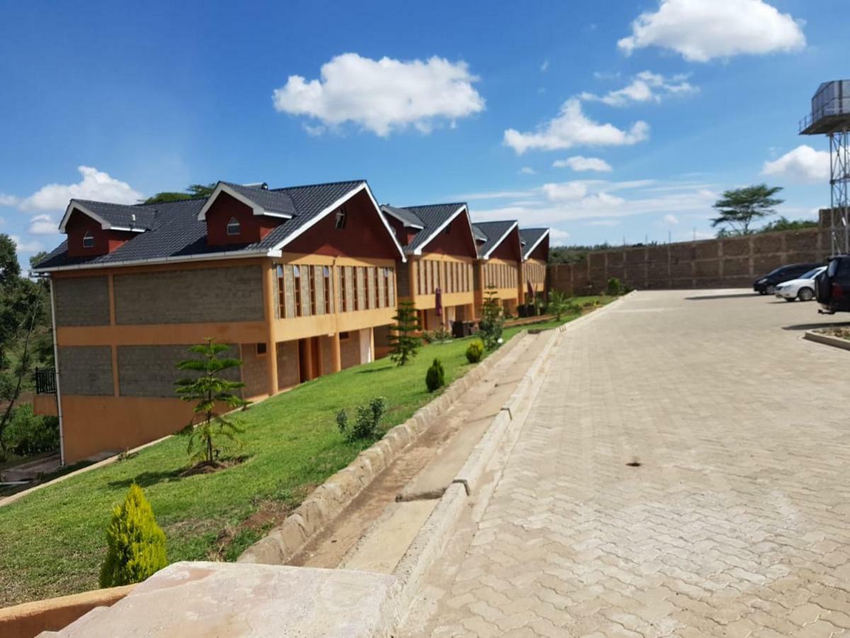Esikar Gardens Hotel Narok Exteriör bild