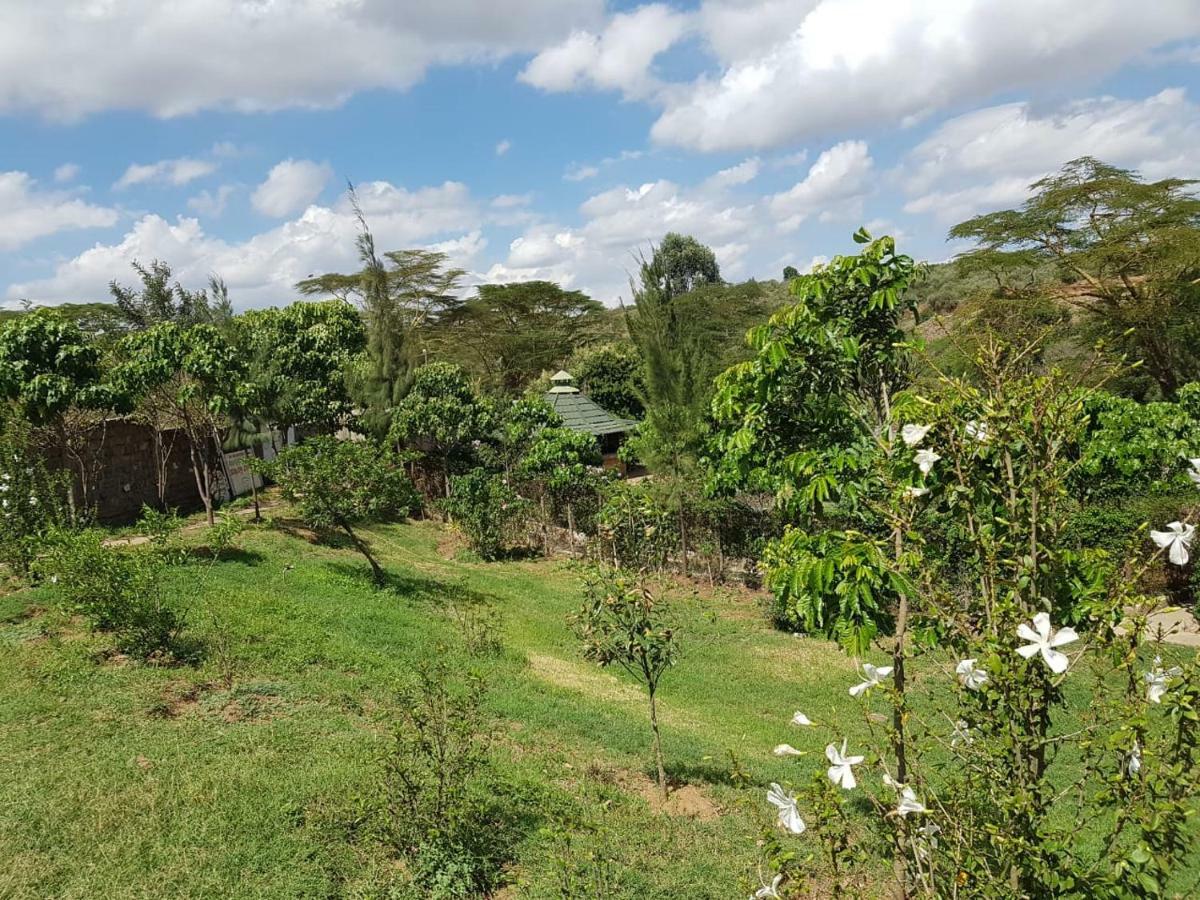 Esikar Gardens Hotel Narok Exteriör bild