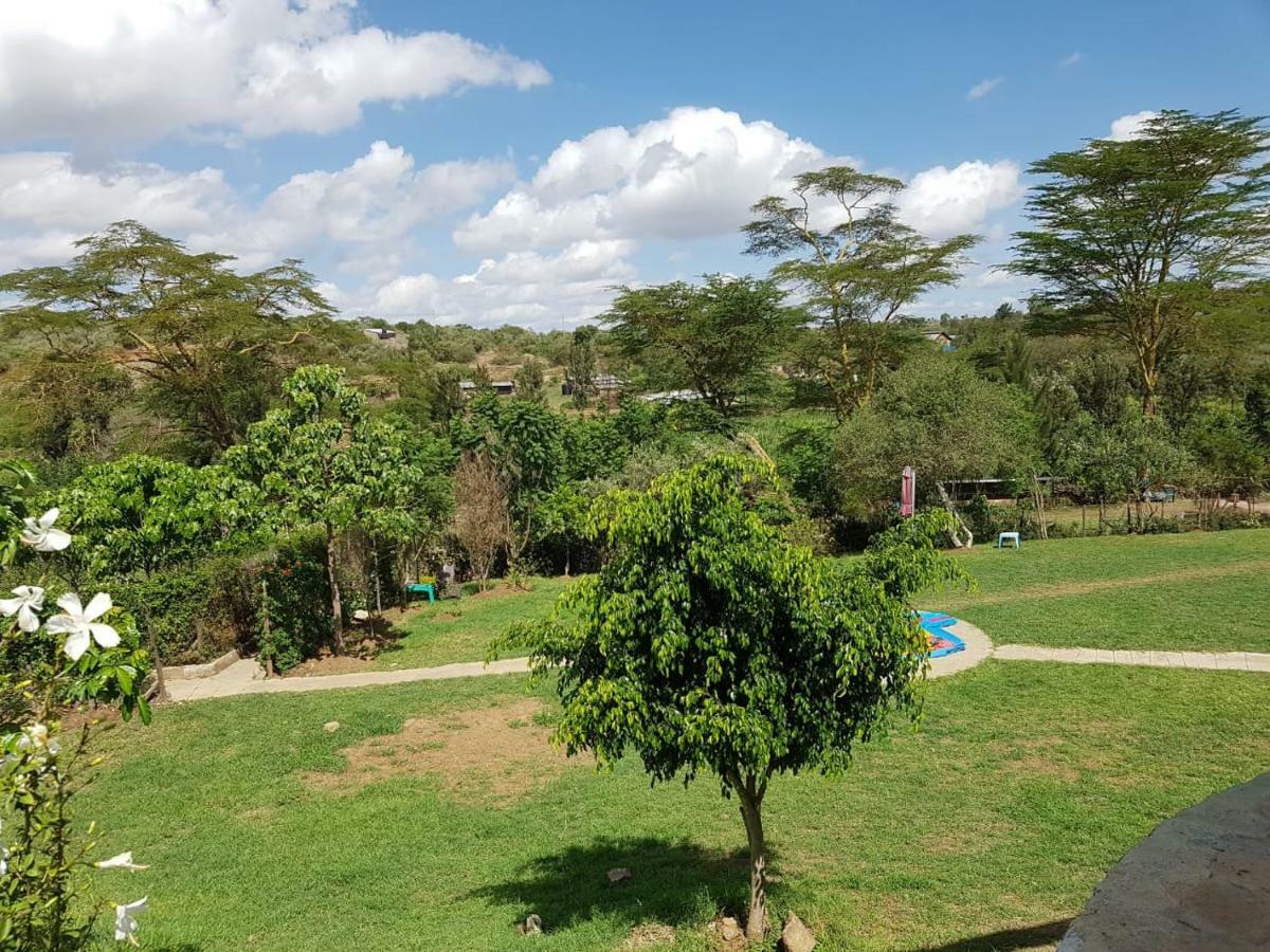 Esikar Gardens Hotel Narok Exteriör bild