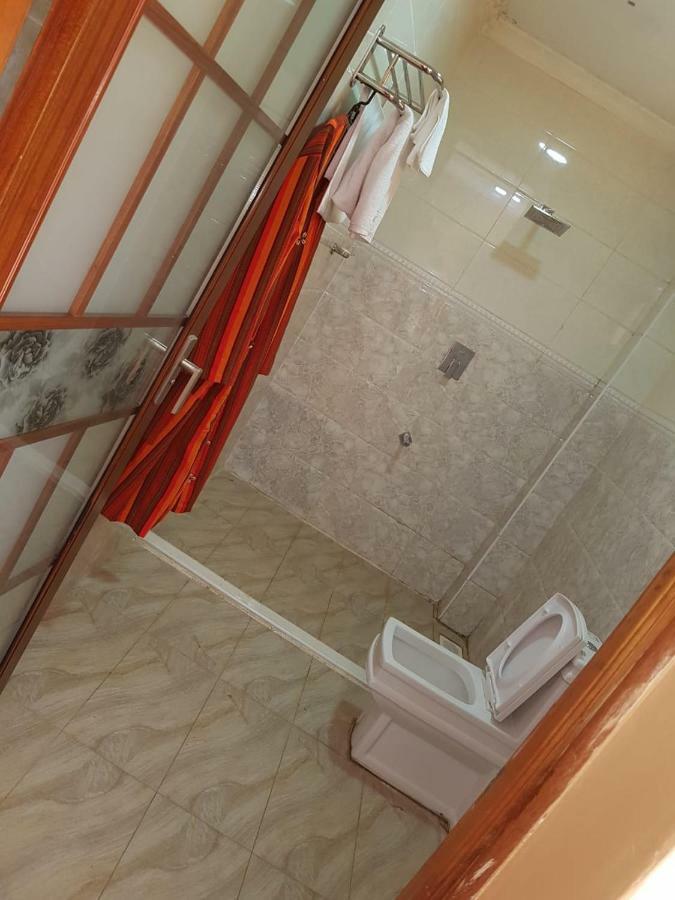 Esikar Gardens Hotel Narok Exteriör bild